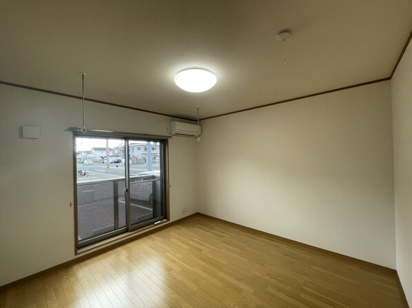 エトランス小松町Bの物件内観写真